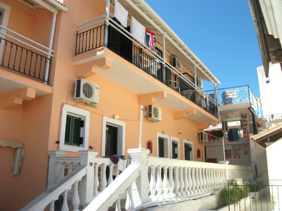 Hotel Miami Sea View Kavos Bagian luar foto