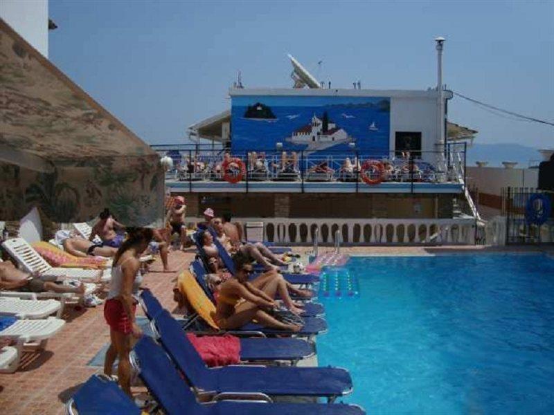 Hotel Miami Sea View Kavos Bagian luar foto