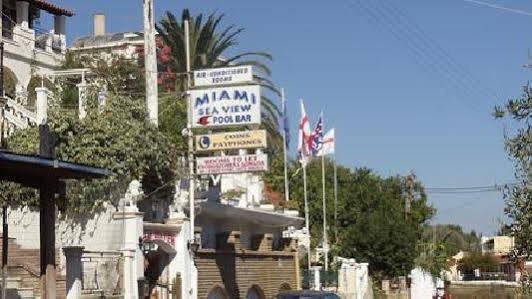 Hotel Miami Sea View Kavos Bagian luar foto